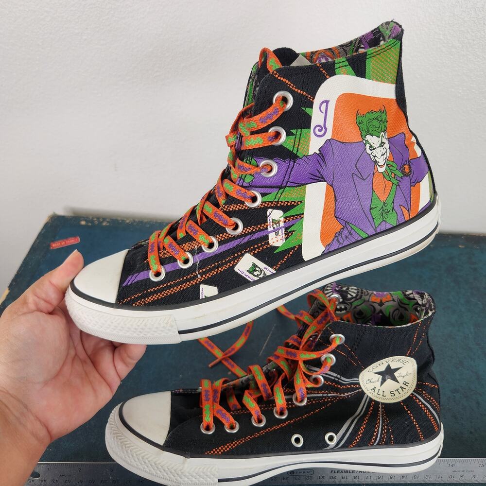 Converse x DC Comics Batman vs. Jocker High Tops Men's 6.5 Women's 8.5